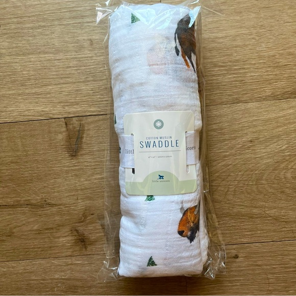 Swaddle - Picture 1 of 3